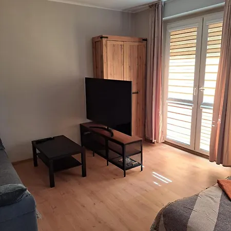Apartment Comfortable Close To Spodek