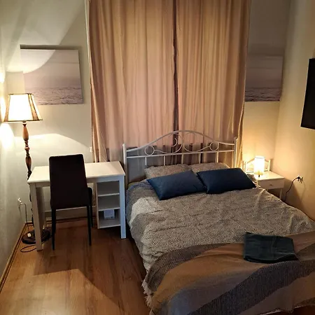 Comfortable Close To Spodek *