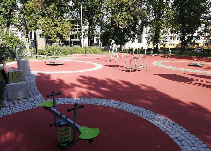 Comfortable Close To Spodek דירה